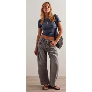 Women’s Free People Jeans Good Luck Mid Rise Barrel Jeans Size 27 Boho Cottage